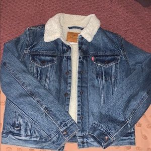 Levi’s trucker jacket